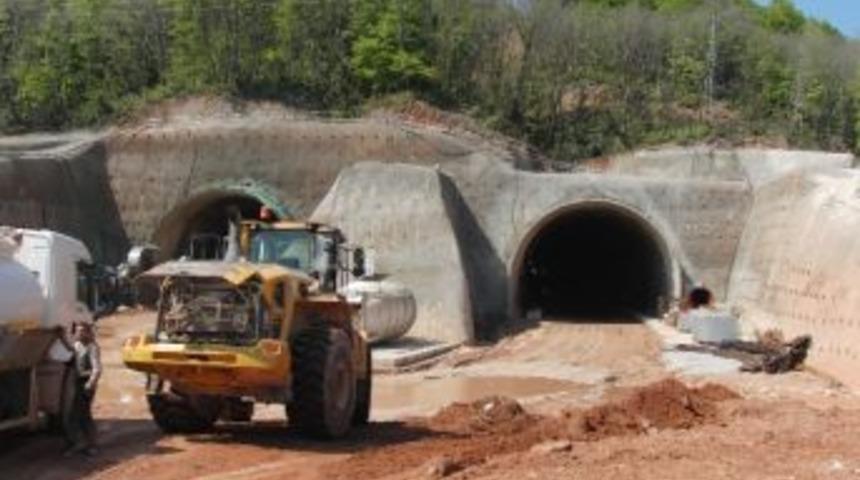 Karadeniz Sahil Yolu 3. Boğaz K&ouml;pr&uuml;s&uuml;'ne Bağlanacak