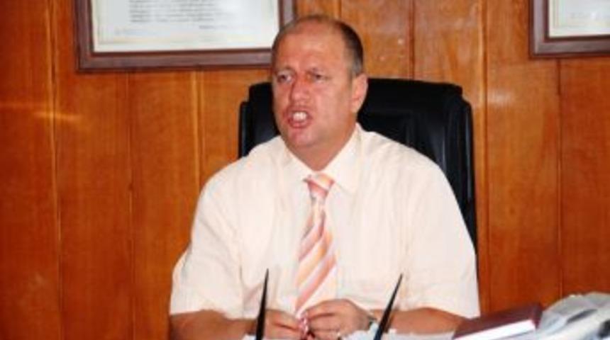 Gediz Kaymakamlığı 11. Halı Saha Futbol Turnuvası Başladı