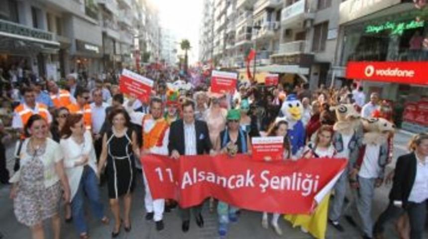 Konak Sokaklarında Mayıs Ayında Şenlik Var