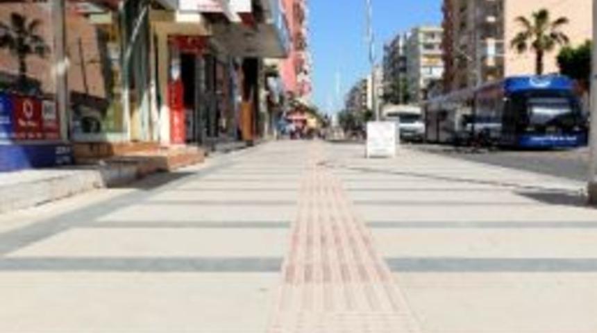 Ali &Ccedil;etinkaya Caddesi'nde &Ccedil;alışmalar Devam Ediyor