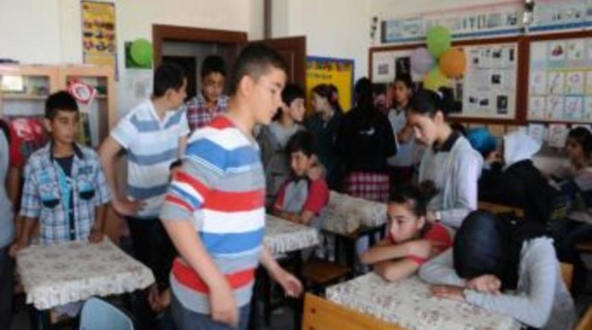 Sekiz &Ouml;ğretmenini Kaybeden G&uuml;lşehir'de H&uuml;z&uuml;nl&uuml; G&uuml;n