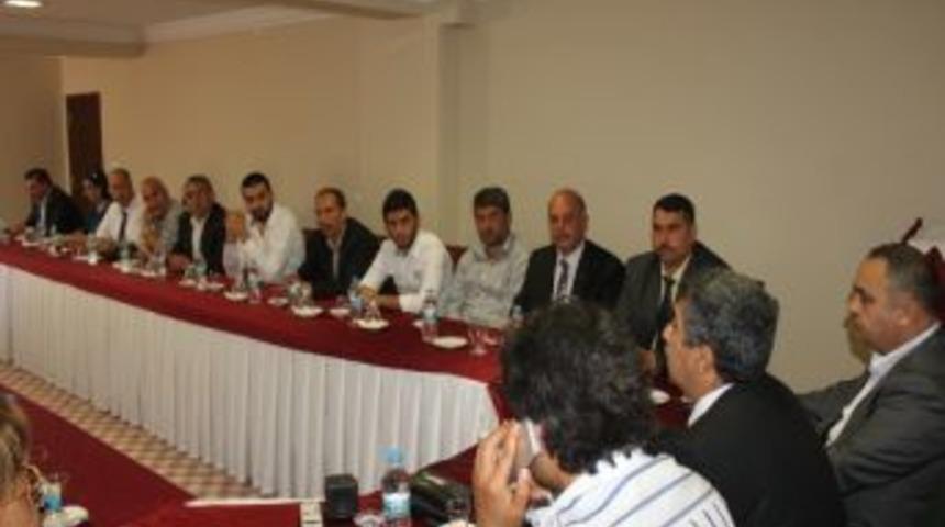 Ak Parti Adana Teşkilatı Dış İlişkiler Başkanları Toplandı