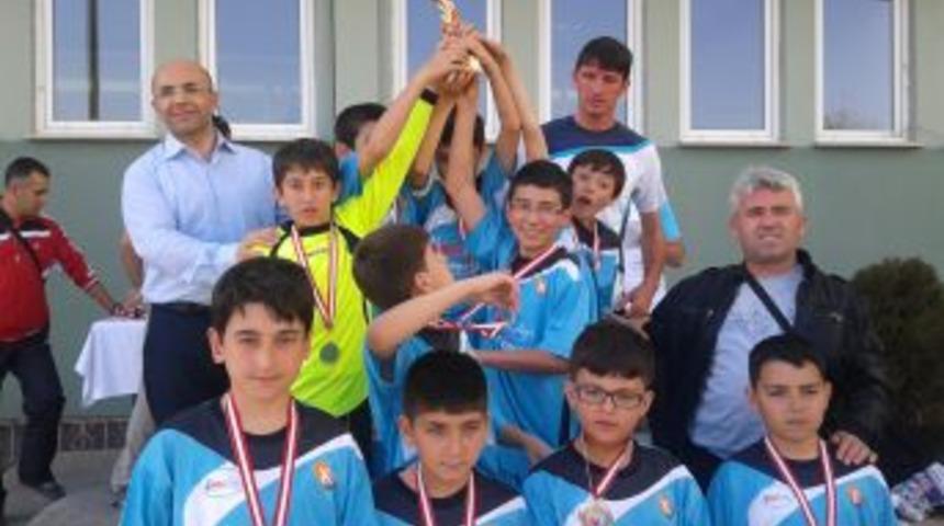 Merzifon Ahi Koleji, Sporda Da B&uuml;y&uuml;k Başarıya Imza Atıyor