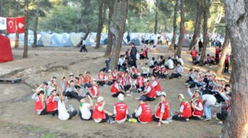 7 Bin İzci, Dedelerinin Izinde Y&uuml;r&uuml;d&uuml;