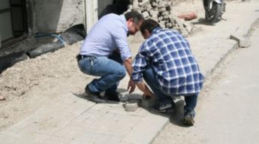 Donatım Esnafı Belediye Çalışanlarına Yardım Etti