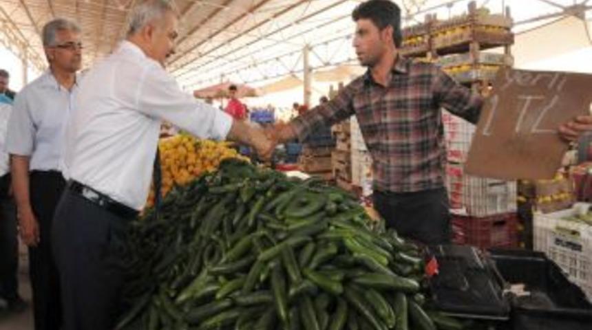 Başkan Kara, Pazarcıların Sorunlarını Dinledi