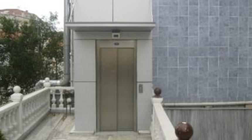 Kocaeli&rsquo;nin İlk Asans&ouml;rl&uuml; Camisi Hizmete A&ccedil;ılıyor