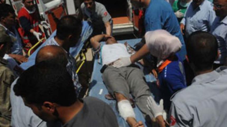 Ak&ccedil;akale Sınır Kapısı'nda silah sesleri!