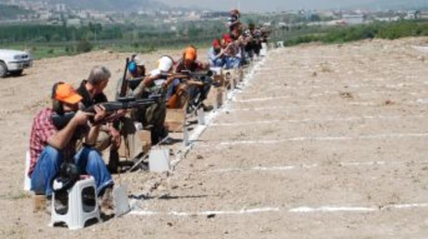 Avcılar Soma'da "hedefe Tek Kurşun" Yarışmasına Katıldı