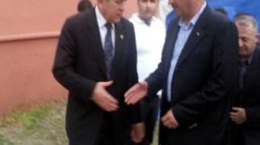 Vali Yılmaz, Burhan Kuzu'ya Taziye Ziyaretinde Bulundu