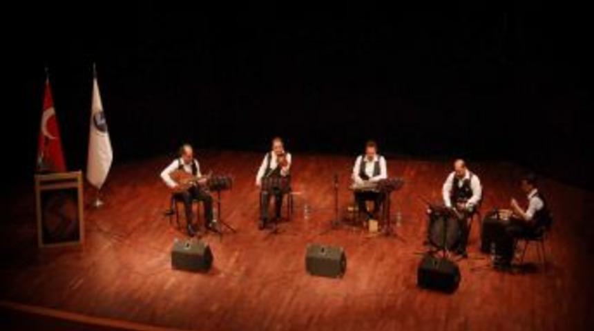 SA&Uuml;'de Saz Eserleri Konseri