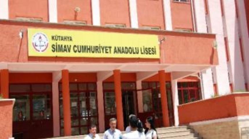 Başkan Karahan&rsquo;dan Beyaz Bayraklı Okula Ziyaret