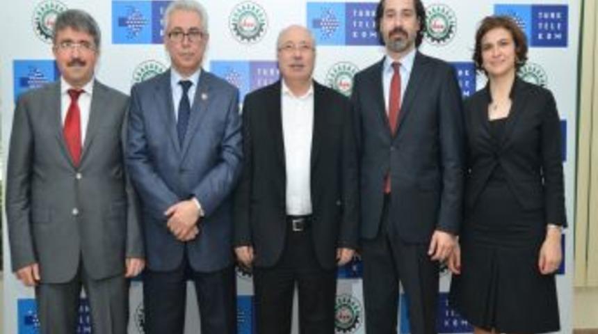 Denizli Organize Sanayi B&ouml;lgesi&rsquo;nin Iletişim Altyapısı Fiber Optik Olacak