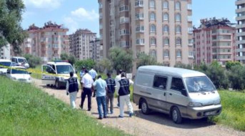 Araç Içerisinde Şüpheli Ölüm