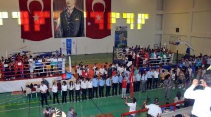 T&uuml;rkiye &Uuml;nıversiteler Muaythai Şampiyonası Başladı