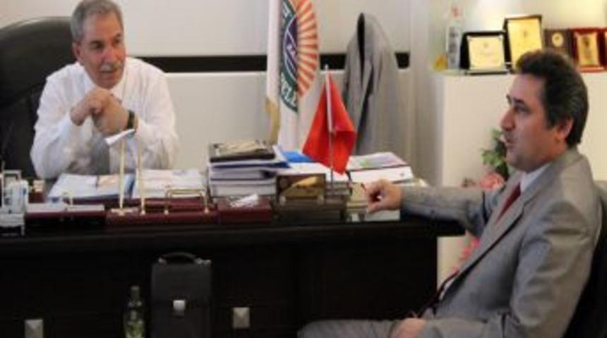 Samsun M&uuml;ft&uuml;s&uuml; &Ouml;zt&uuml;rk'ten, Belediye Başkanı Demirtaş'a Kutlu Doğum Teşekk&uuml;r&uuml;