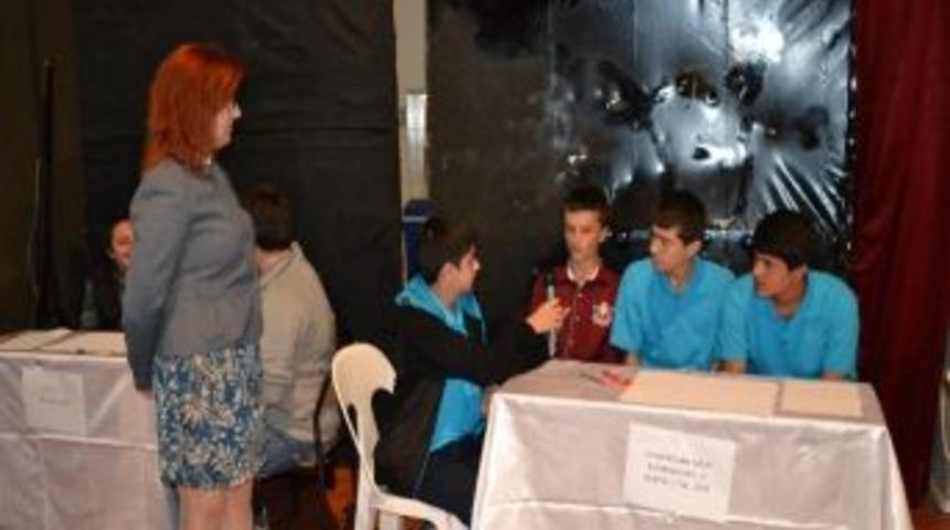 Gelibolu'da Liseler Arası 2. Bilgi Yarışması