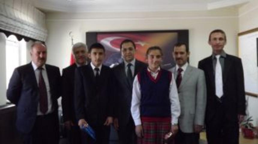 Kaymakam Sağ&rsquo;dan İl Birincilerine &Ouml;d&uuml;l