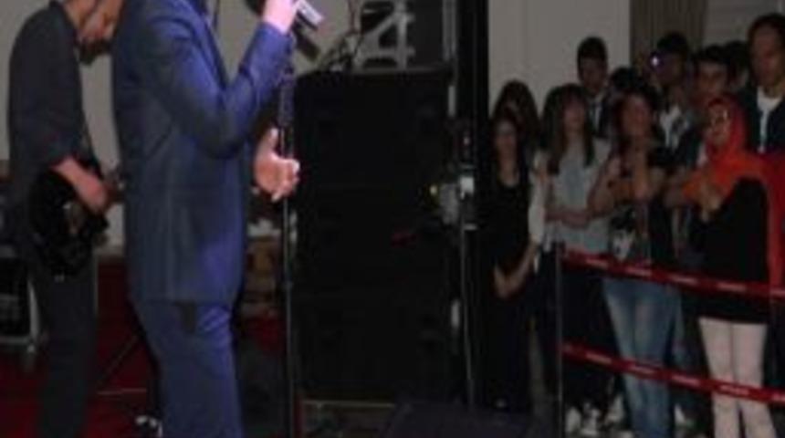 Zakkum Grubu&rsquo;ndan &Ccedil;an&rsquo;da Konser