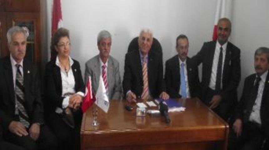 T&uuml;rkiye Muhtarlar Federasyonu Genel Başkanı Ramazan &Ouml;z&uuml;nal Eskişehir'de