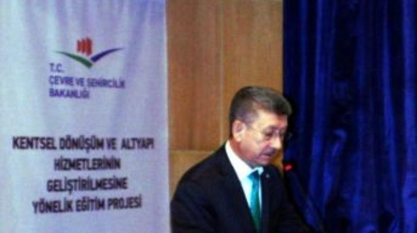 Kentsel D&ouml;n&uuml;ş&uuml;m Bilgilendirme Toplantısı Yapıldı