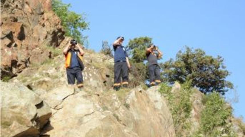 Artvin'de Kaybolan &Ouml;ğrenciyi Arama &Ccedil;alışması Başlatıldı