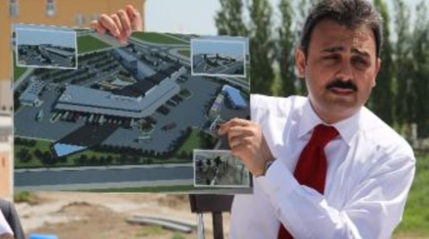 Başkan K&uuml;lc&uuml;&rsquo;den Yeni Terminal İnşaatında İnceleme