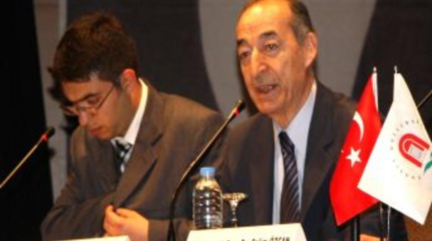 Amasya &Uuml;niversitesi&rsquo;nde 'Lozan Anlaşması Ve T&uuml;rkiye Cumhuriyeti' Konuşuldu