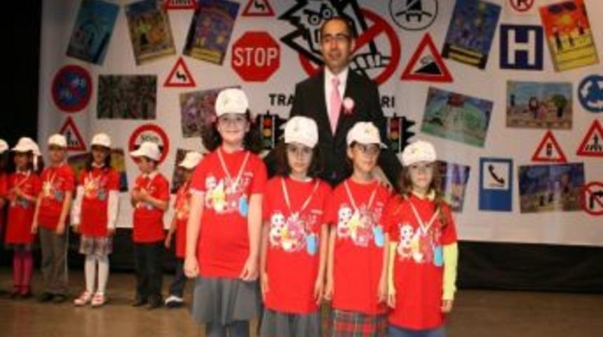 Toyota&rsquo;nın Trafik G&uuml;venliği Resim Yarışması Sonu&ccedil;landı