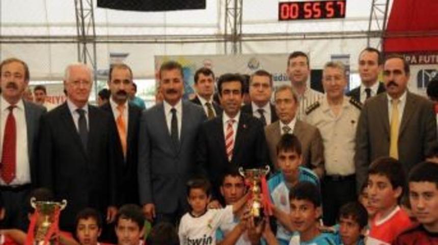 İlk&ouml;ğretim Okulları Arası Futbol Ligi