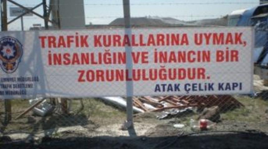 S&uuml;r&uuml;c&uuml;ler 10 Bin Broş&uuml;r İle Uyarıldı