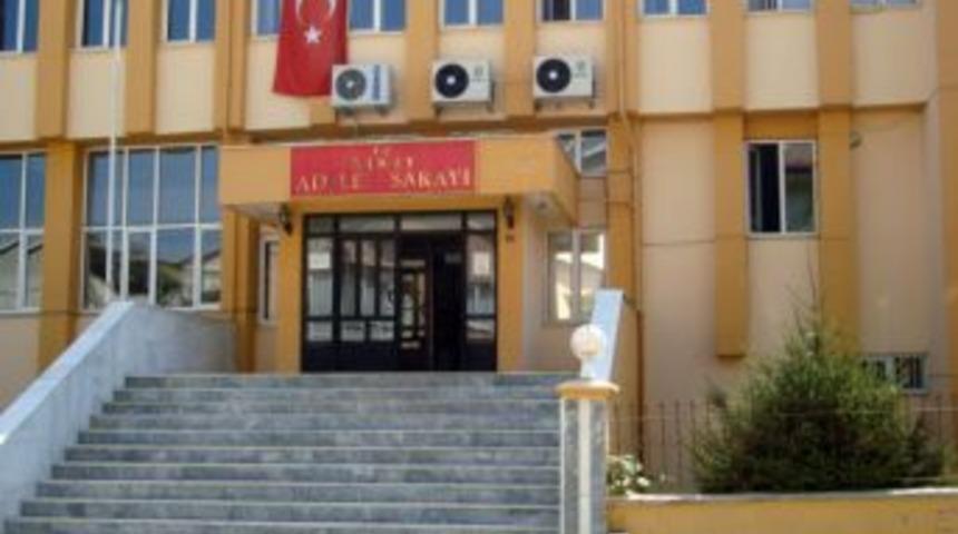 Simav&rsquo;da Iki Hakim Gitti, Iki Hakim Geldi