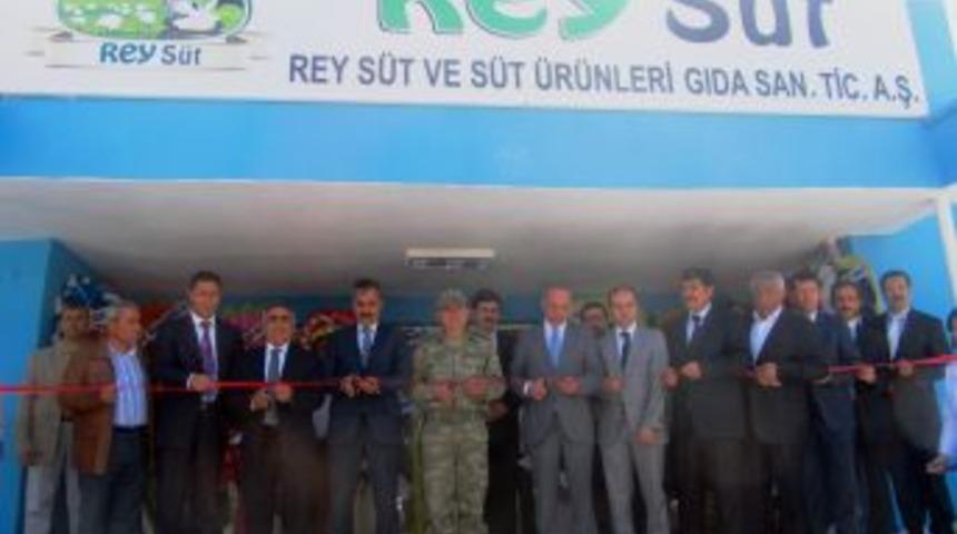 Adilcevaz'da 4 Milyon Dolarlık S&uuml;t &Uuml;r&uuml;nleri Fabrikası A&ccedil;ıldı