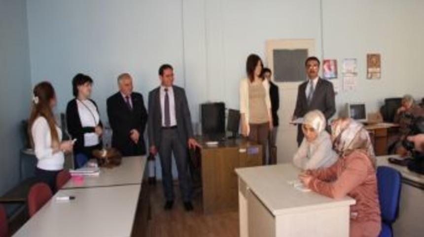 Gönül Elçileri Projesi Amacına Ulaşıyor