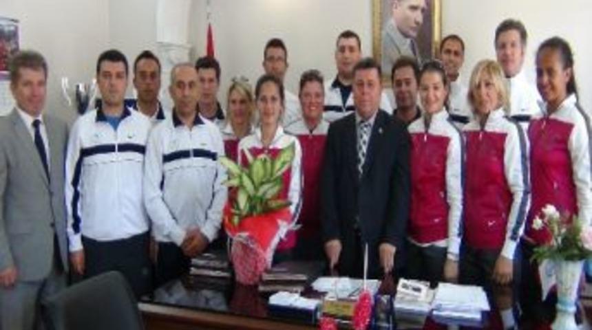 Akın&rsquo;a &Ccedil;ıtayı En &Uuml;stte Tutma S&ouml;z&uuml;