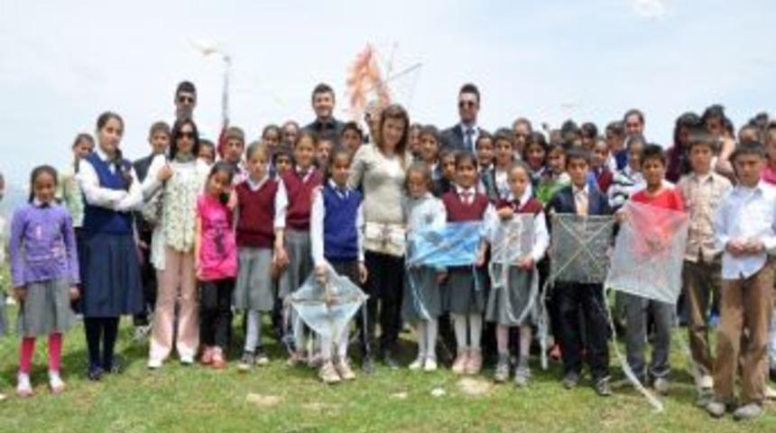 Y&uuml;ksekova&rsquo;da U&ccedil;urtma Şenliği