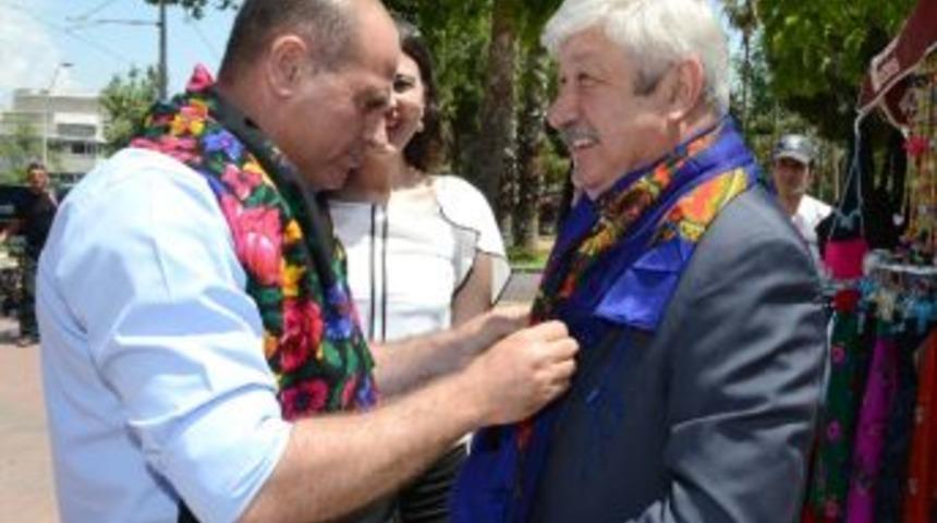 Akaydın&rsquo;dan Mardinli Kadınlara Destek