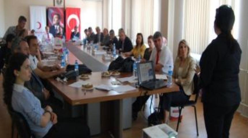 Kızılay&rsquo;dan, &Ouml;ğretmenlere Eğitim Semineri