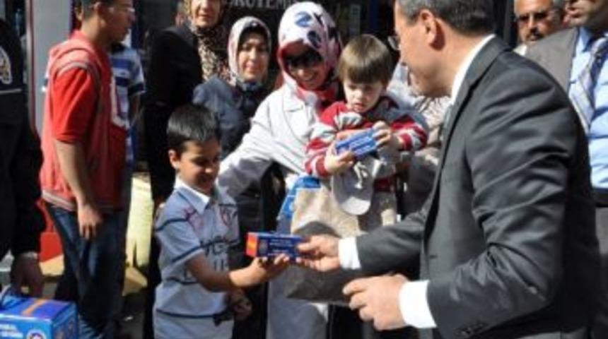 Gofret Ve Çikolatalı Uyarı