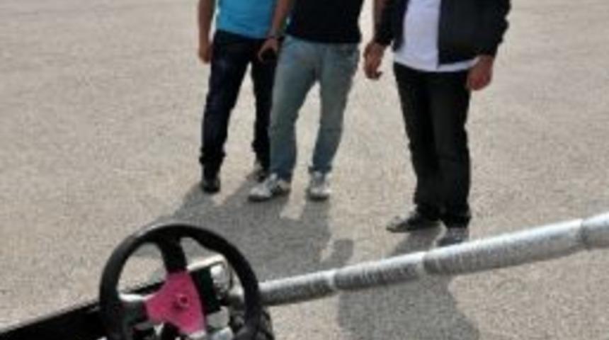 Otomotiv Teknolojisi B&ouml;l&uuml;m&uuml; &Ouml;ğrencilerinin Tasarladığı Ara&ccedil;lar Parmak Isırttı