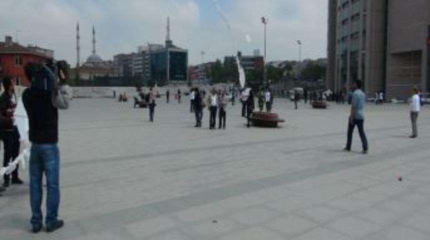 TGS, Basın &Ouml;zg&uuml;rl&uuml;ğ&uuml; I&ccedil;in U&ccedil;urma U&ccedil;urdu