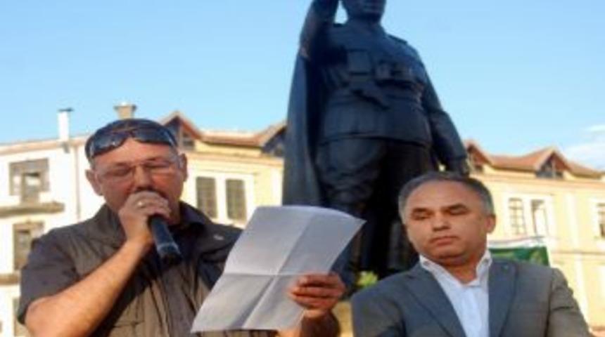 Giresun’da Kesk Ve Türk-iş İstanbul’da Yaşanan 1 Mayıs Olaylarını Protesto Ettiler