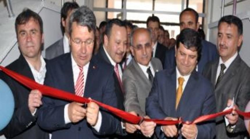 Gümüşhane’de Tübitak Bilim Fuarı Açıldı