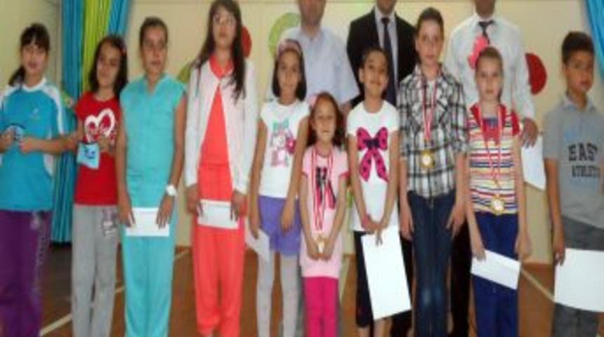 &Ouml;zel G&uuml;lpembe İlkokulu Ve Ortaokulu'nda Kutlu Doğum Programı