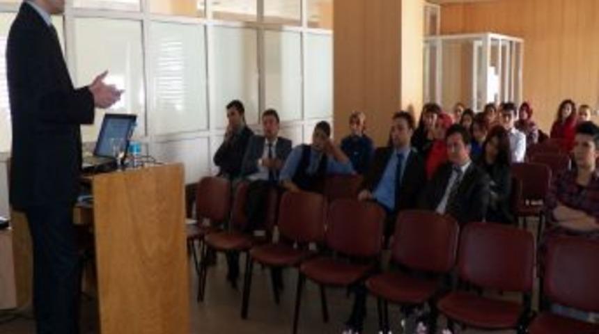 'Eşiniz Akrabanız Olmasın' Projesinin Ilk Semineri Artvin'de D&uuml;zenlendi