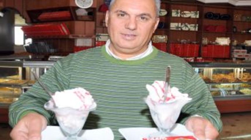 Ke&ccedil;i Yoğurdundan Diyet Dondurma &Uuml;retti