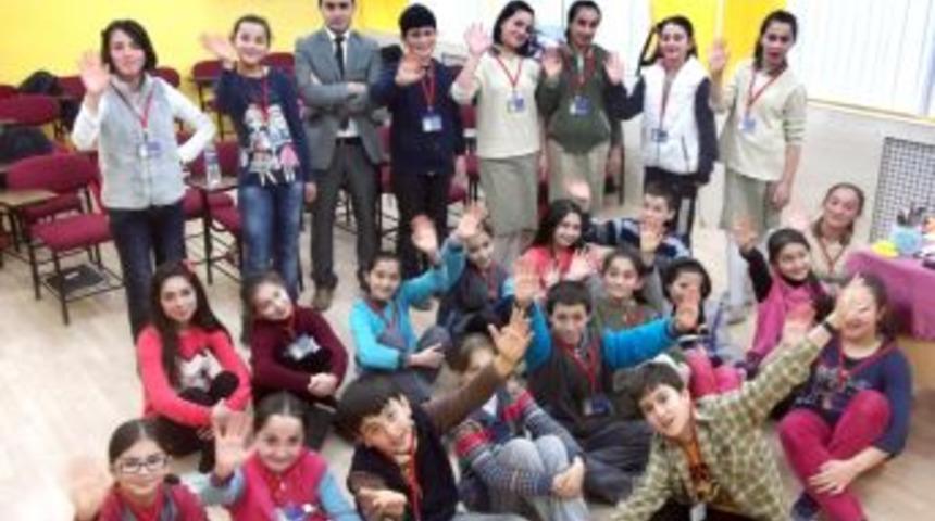 Ladikli &Ouml;ğrenciler, 10 Farklı Dilde Şarkı S&ouml;yleyecek