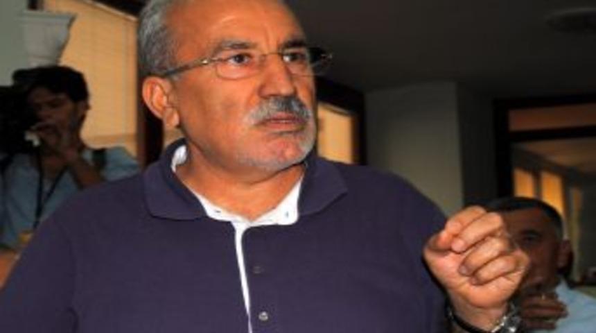 Belediye Meclisi Üyesi Sönmez Görevi Bıraktı