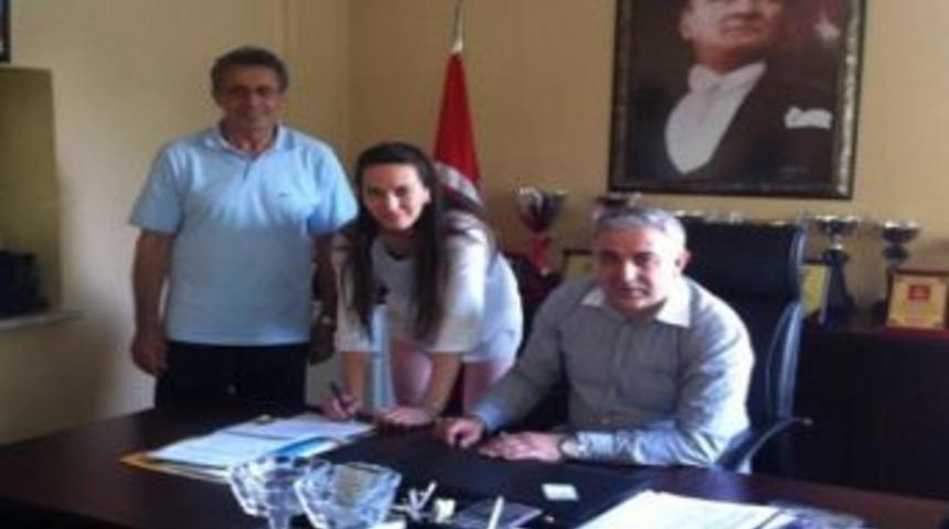 Bursa B&uuml;y&uuml;kşehir Belediyespor, I&ccedil; Transferde Pınar'la Anlaştı