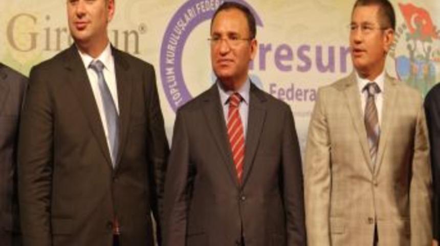 Bekir Bozdağ: Giresun&rsquo;a D&uuml;nyada Nadir Bulunan Havalimanı Yapılacak